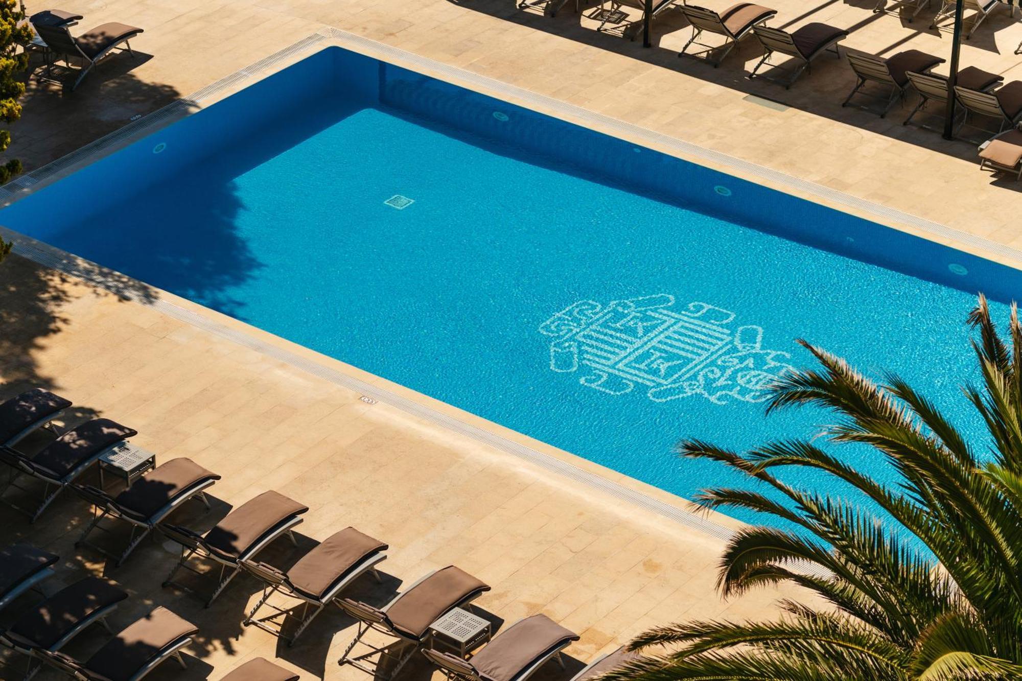 Secrets Mallorca Villamil Resort & Spa - Adults Only باغيرا المظهر الخارجي الصورة The swimming pool at the hotel