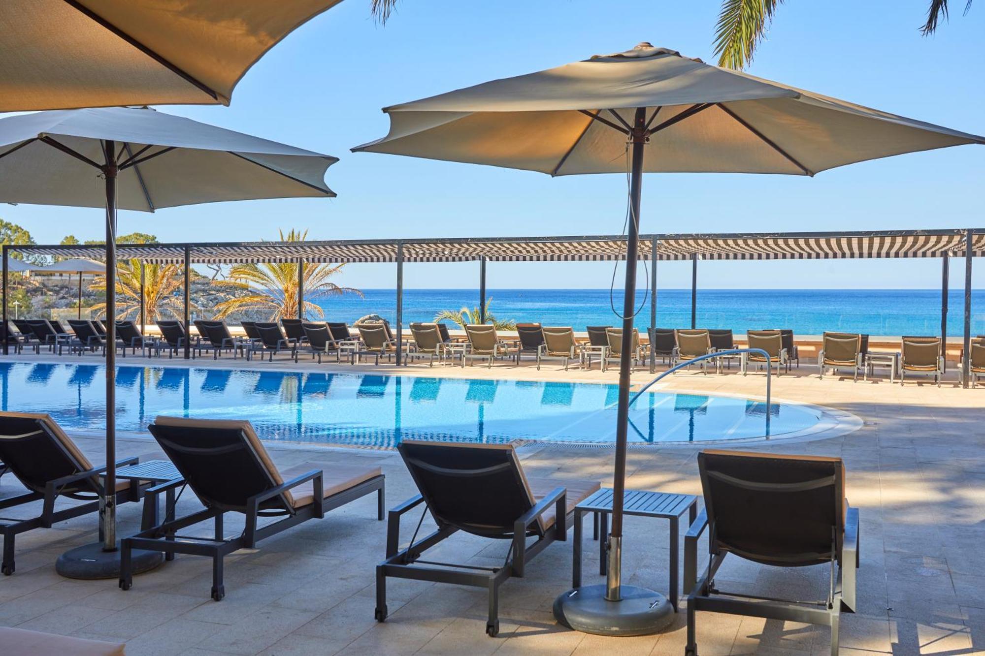Secrets Mallorca Villamil Resort & Spa - Adults Only باغيرا المظهر الخارجي الصورة Pool at the Sheraton Tel Aviv