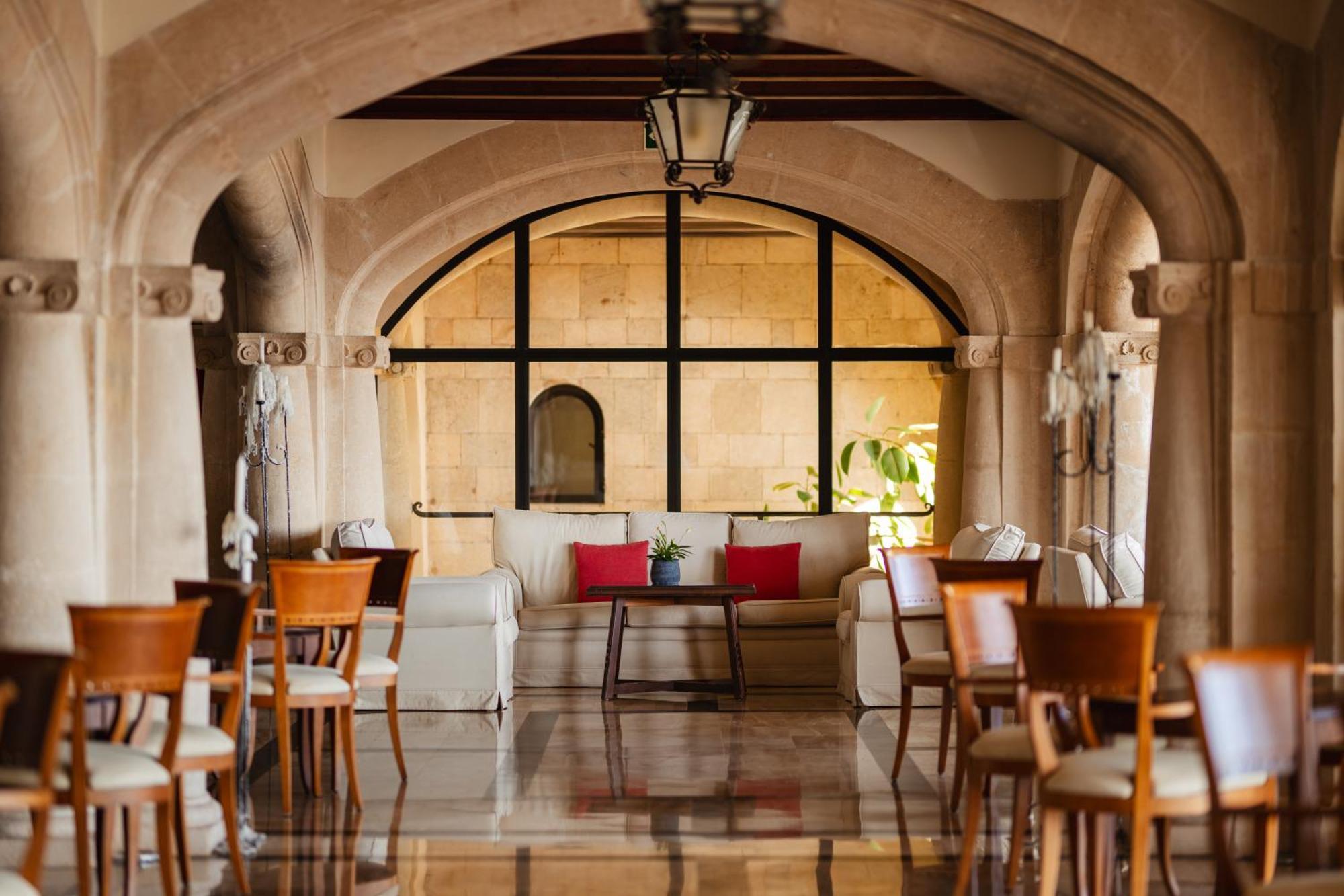 Secrets Mallorca Villamil Resort & Spa - Adults Only باغيرا المظهر الخارجي الصورة The lobby of the hotel